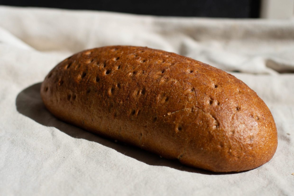rye-bread_bowery-rye_01_Crust_bakery_Fenton_MI