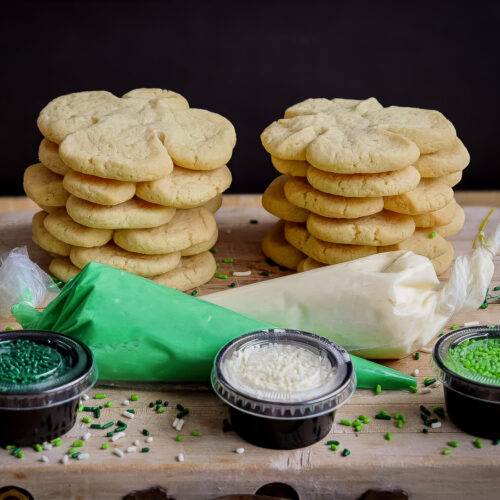 St Patricks Day Cookie Kit 1650px 1 jpg GP lighting upscale 2 6x CRUST a baking company 1650px